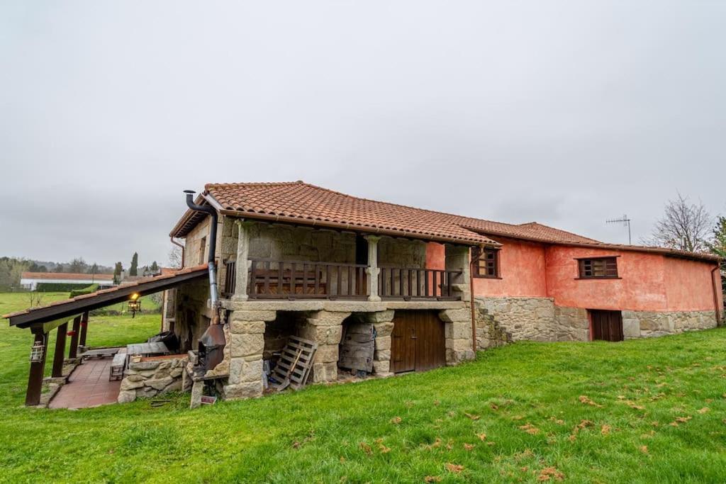 Casa De Campo Con Piscina, Entera O Por Habitaciones Amoeiro Esterno foto