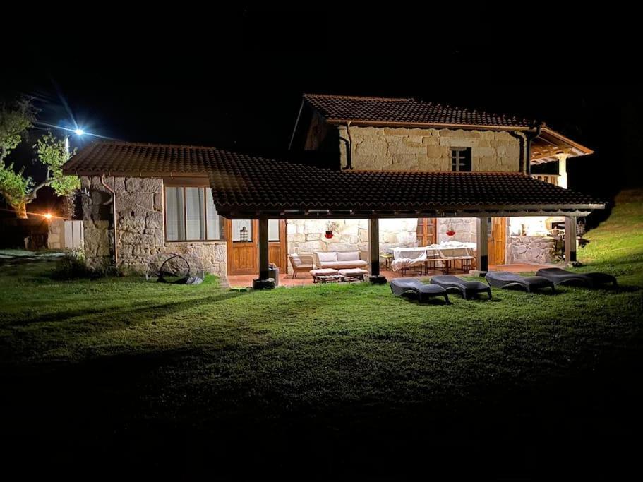 Casa De Campo Con Piscina, Entera O Por Habitaciones Amoeiro Esterno foto