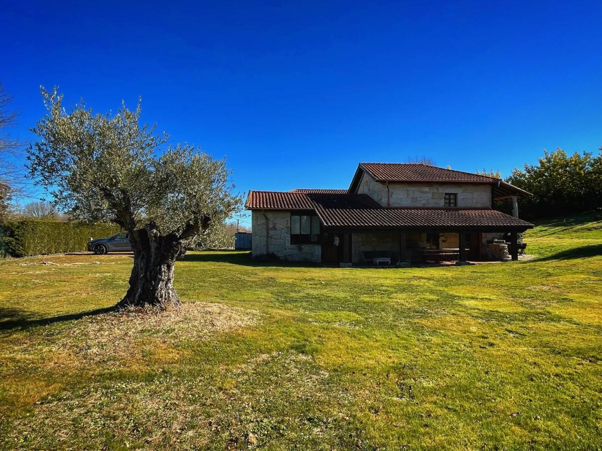 Casa De Campo Con Piscina, Entera O Por Habitaciones Amoeiro Esterno foto