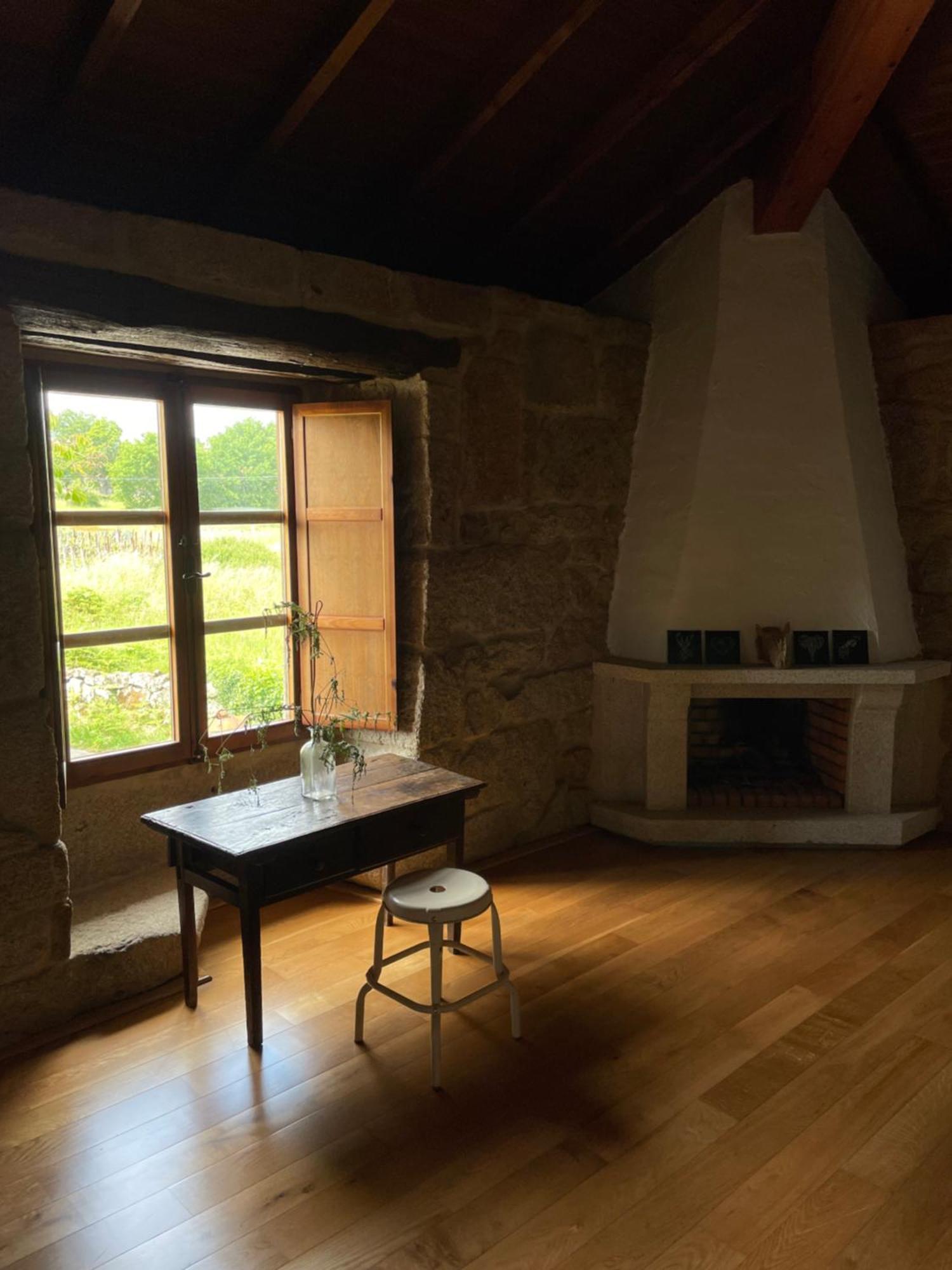 Casa De Campo Con Piscina, Entera O Por Habitaciones Amoeiro Esterno foto